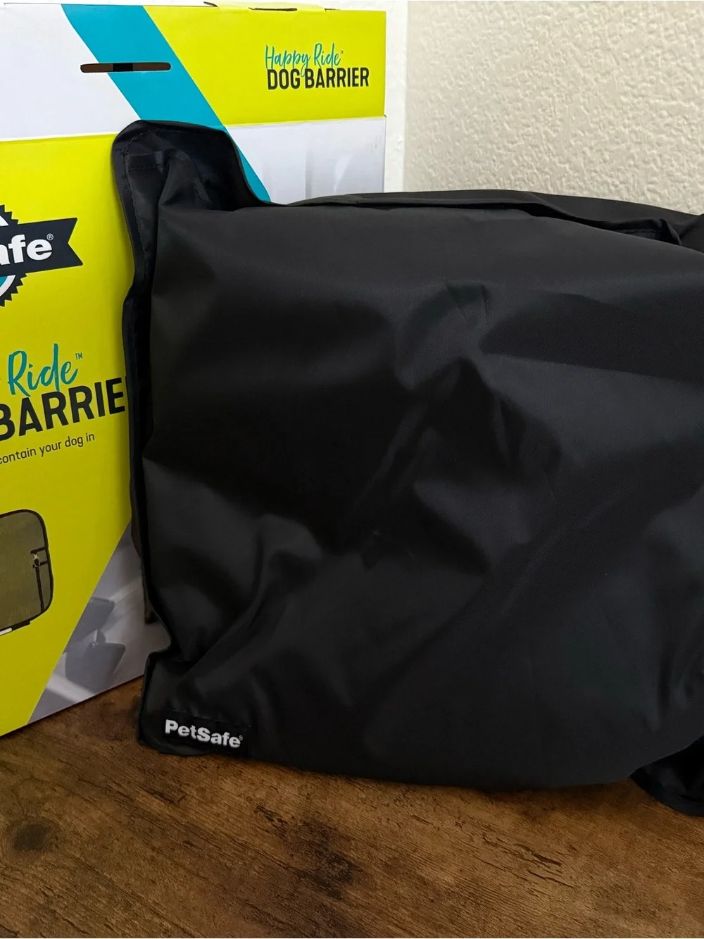 PetSafe Dog Barrier - Yellow and Teal Packaging